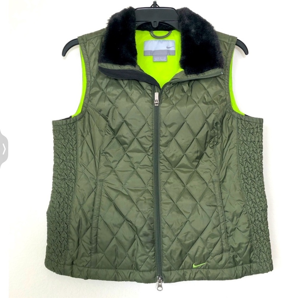 NIKE Women’s Neutral Green Quilted Puffer Vest with Fur Collar